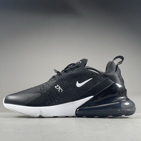 Womens 12 Mens 10.5 Nike Air Max 270 Black White Running Shoes Athletic Sneakers - Picture 7 of 9